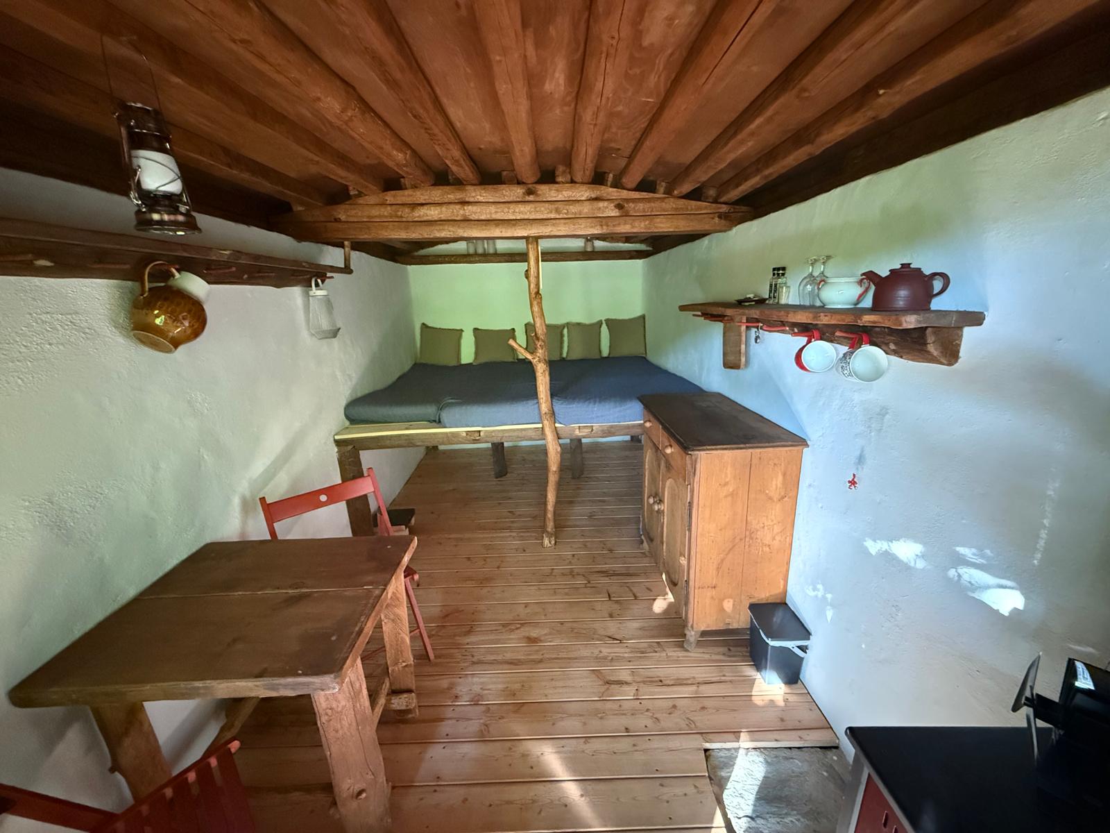 gallery-photo